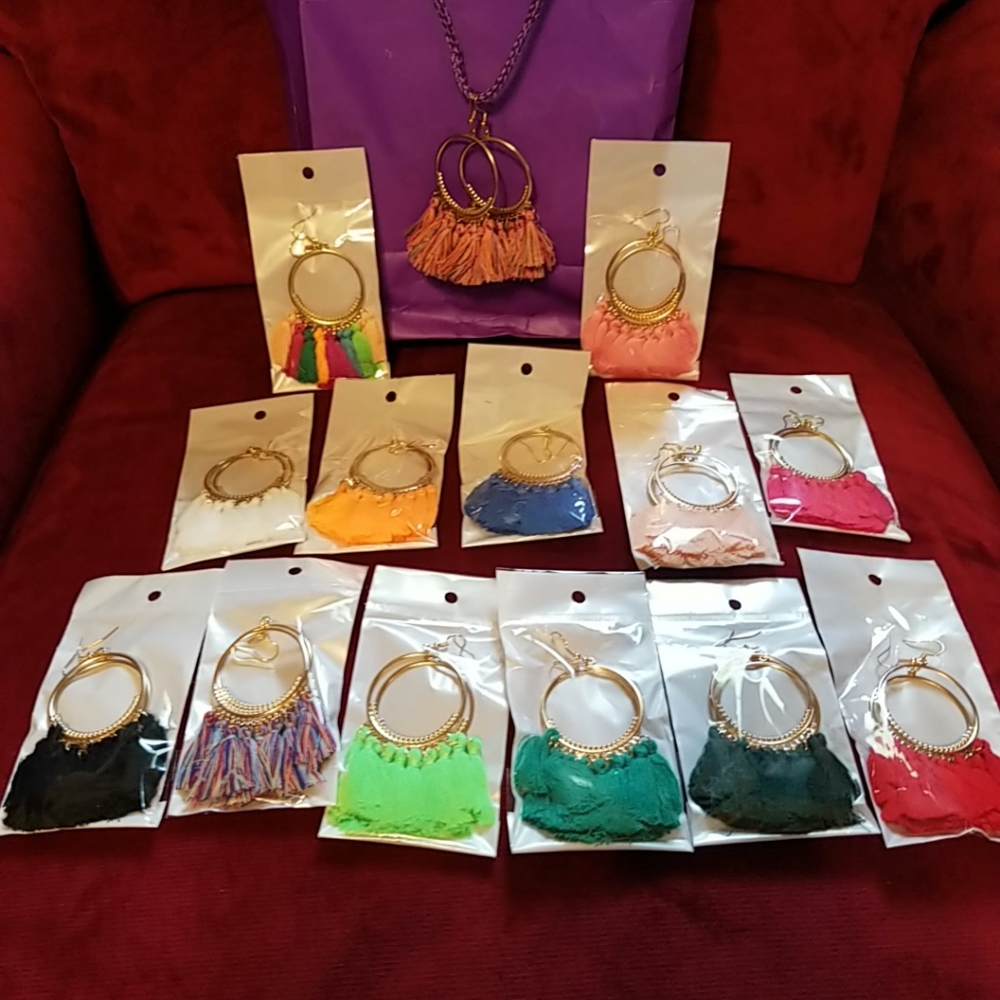 *4/$15* NWT French Hook hoop style Fringe Earrings